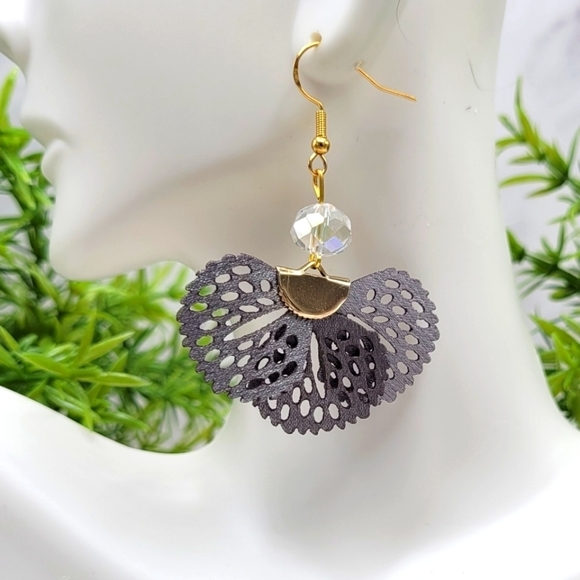 Hand Crafted Jewelry - Gray & Gold Earrings